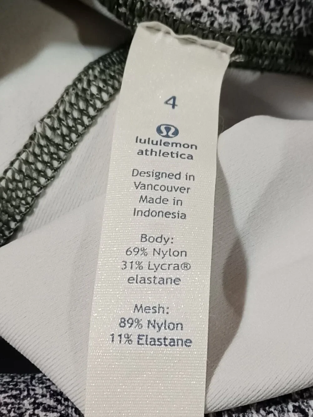Lululemon Crop Leggings Women's Size 4 Gray Black Mesh Athletic Yoga Pants